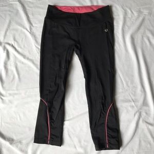 ❣️SHOACTIVE Capri Length Leggings ❣️